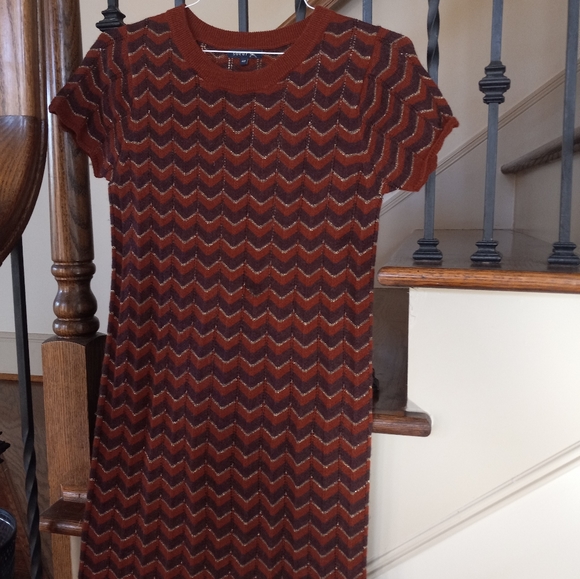 soeur Dresses & Skirts - Wool dresse Metallica gold